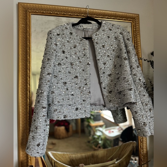 BLOGGERS FAVE NWOT ZARA Gray Structured Blazer - Picture 4 of 16